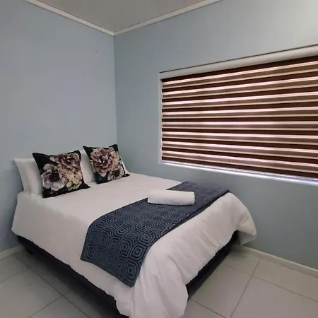 Effortless Self Catering Accommodation East London Exterior foto